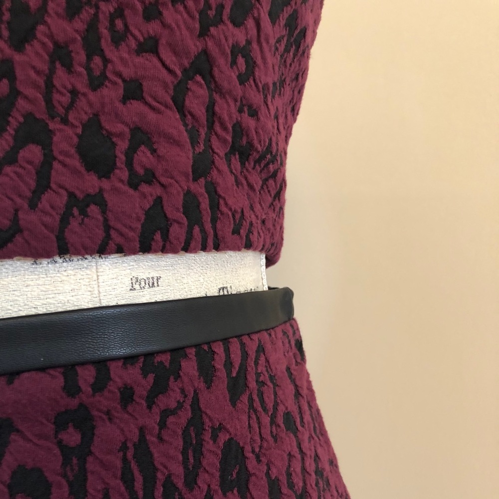 Express Matching Skirt Set - Picture 10 of 13